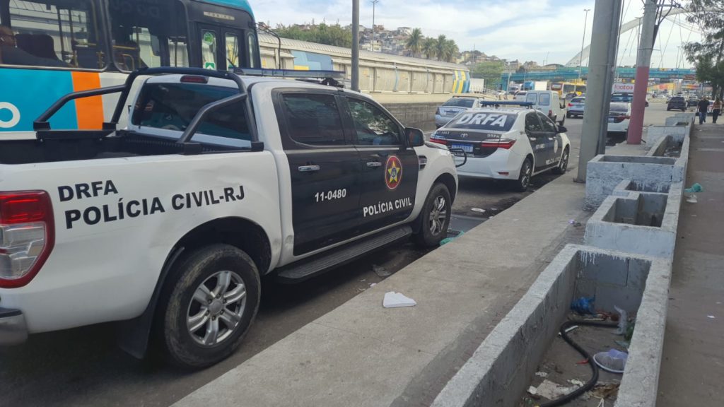 Polícia Civil no Complexo da Maré, na Zona Norte do Rio.