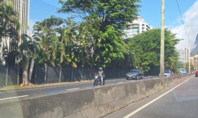 Motofaixa na Autoestrada Lagoa-Barra, nan Zona Sul do Rio