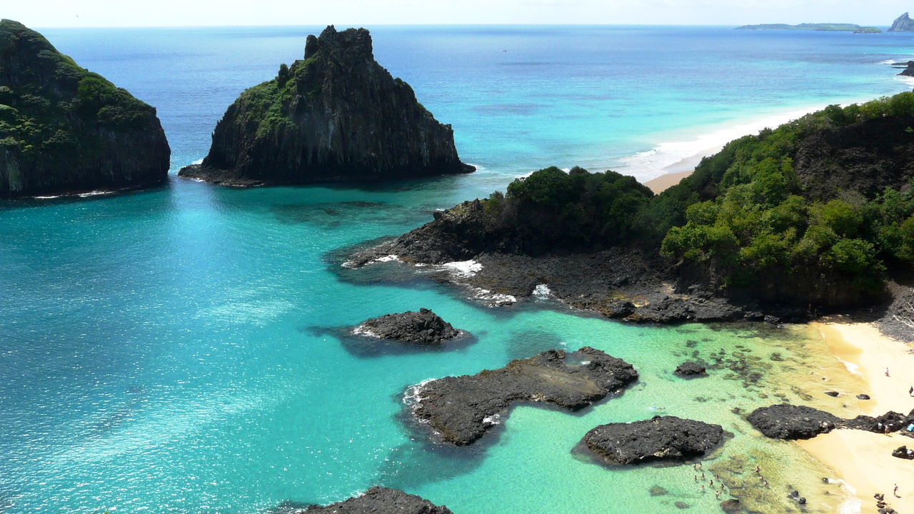 Fernando de Noronha: Praia do Sancho é Eleita a Melhor do Mundo em 2023