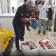 Fiscalização em padaria de Niterói termina com apreensão de 150 kg de alimentos impróprios.