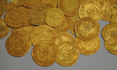 Arqueólogos encontram tesouro de moedas de ouro da Grécia antiga