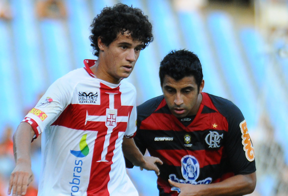 Philippe Coutinho em Vasco x Flamengo, em 2010 (Foto: Marcelo Sadio/AGIF)