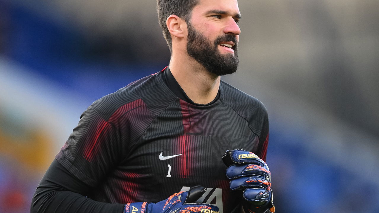 Lesão de Alisson não é grave e não deve impactar a escalação da Seleção Brasileira