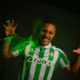 Vitor Roque joga bem em estreia pelo Real Betis e torcedores comparam com Endrick