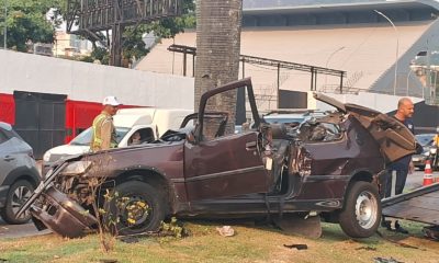 Acidente de carro deixa dois mortos na Gávea.