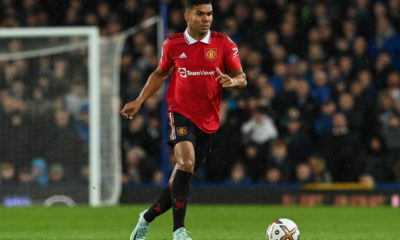 Torcedores do Manchester United criticam duramente o volante brasileiro Casemiro