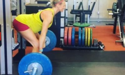 Professora fica paralisada após agachamento com barra de 120kg.