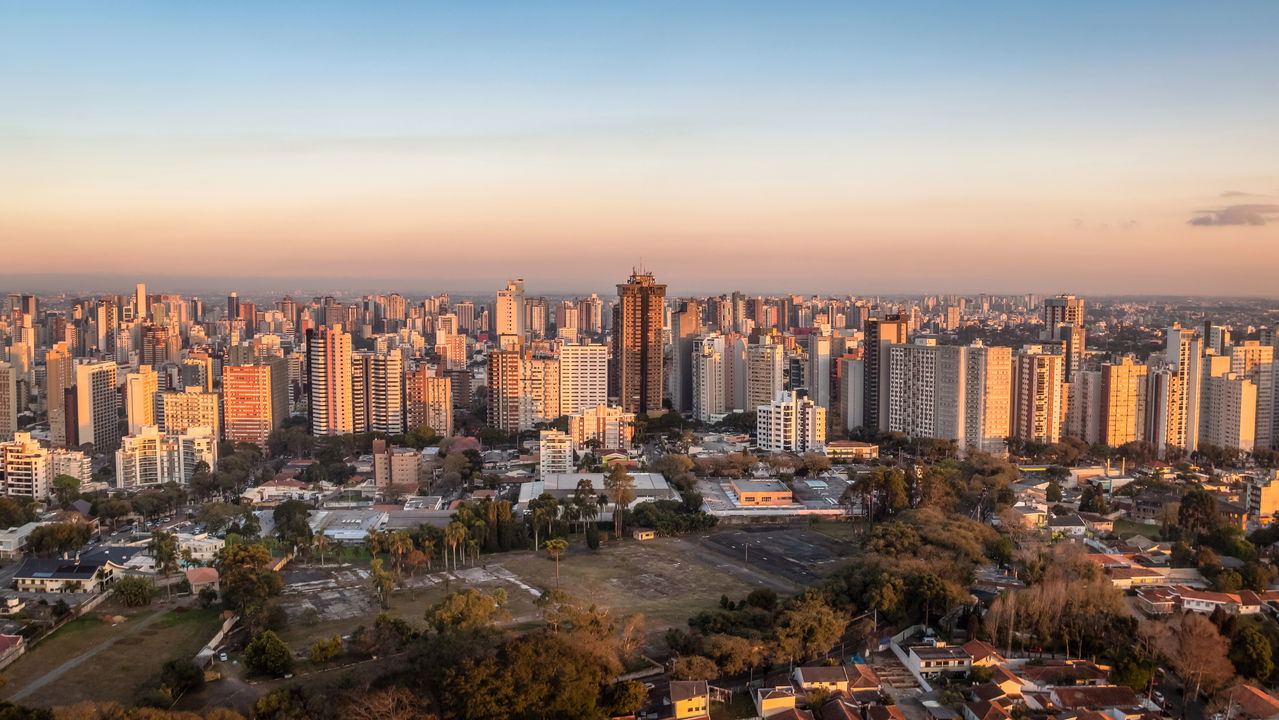 Curitiba Lidera Crescimento nas Vendas de Imóveis, Revela Índice FipeZap