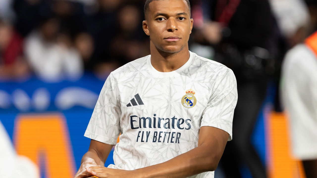 Kylian Mbappé é alertado por Rüdiger após comemoração empolgada