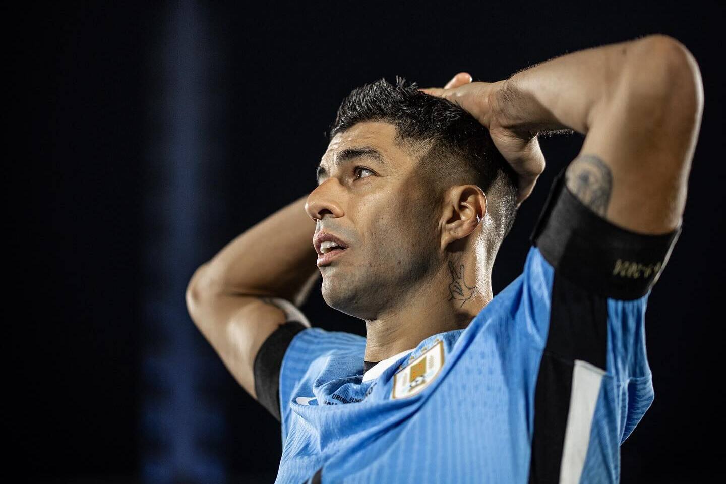 Luis Suárez na despedida da seleção do Uruguai (Foto: Divulgação/AUF)