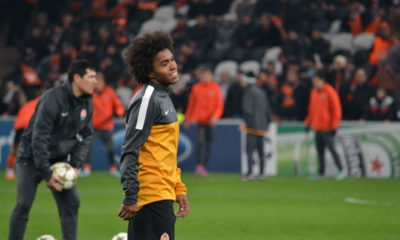 Willian livre no mercado da bola: Futuro incerto do atacante