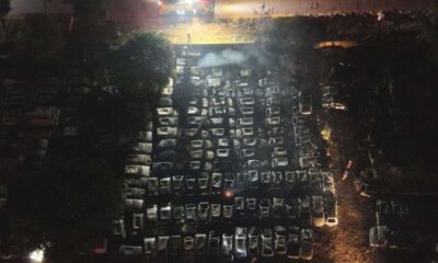 Incêndio intencional destrói 168 carros em garagem