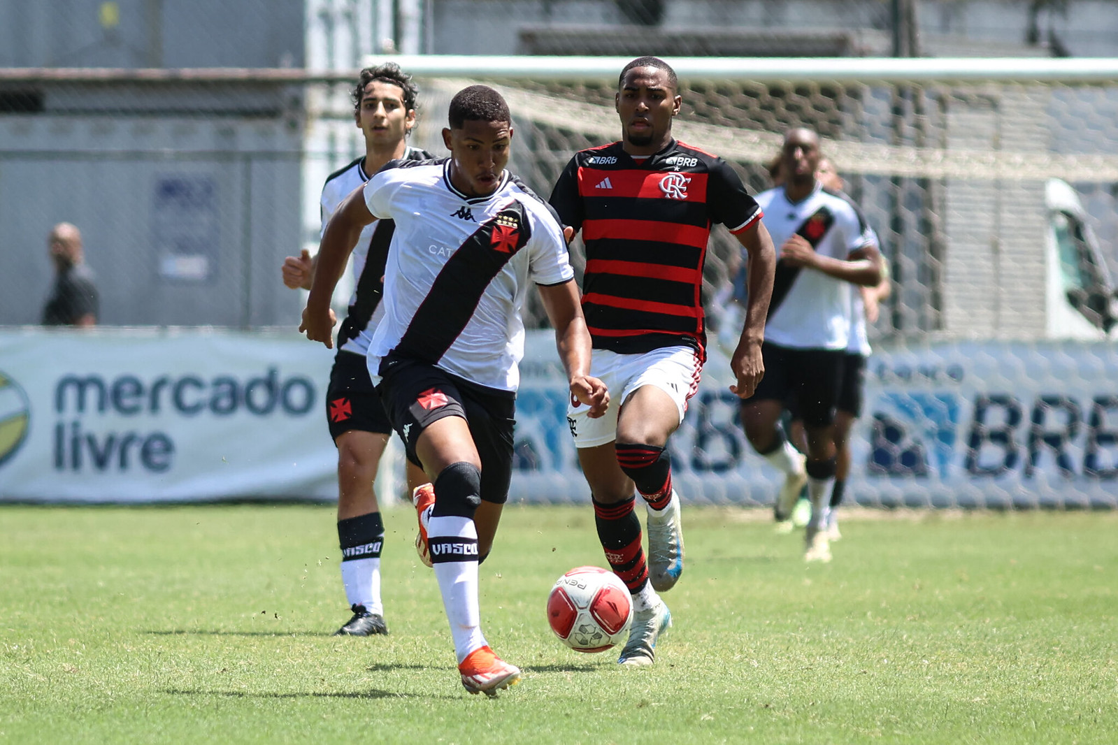 Vasco x Flamengo Sub-20 (Foto: Dikran Sahagian/Vasco)