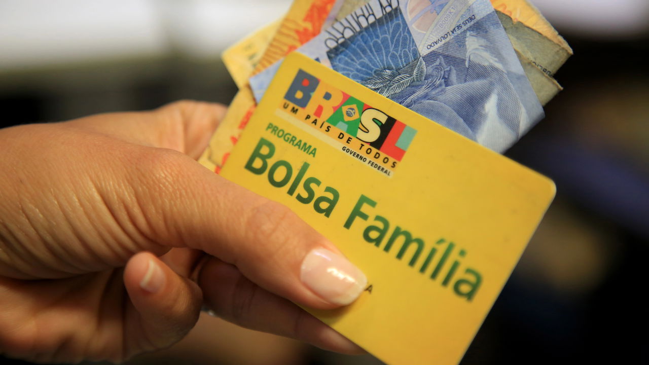 Calendário de pagamentos do Bolsa Família e Auxílio Gás de outubro começa hoje