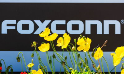 Expansão da linha elétrica: Foxconn revela dois novos carros