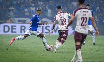 Atuações do Cruzeiro contra o Lanús: uma grande decepção neste 1 a 1