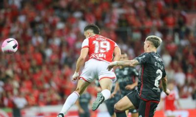 Atuações do Internacional contra o Flamengo: Enner Valencia desencanta