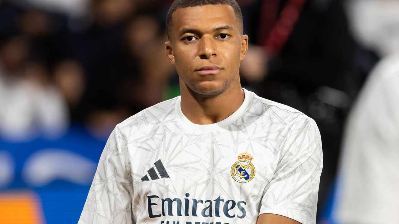 Ancelotti apoia Mbappé em sua adaptação no Real Madrid