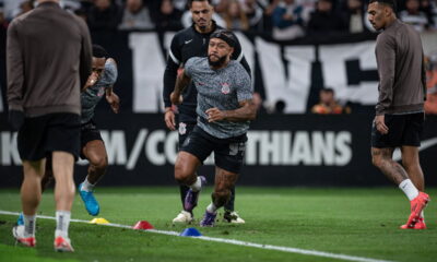 Impacto da presença de Memphis Depay na recuperação do Corinthians