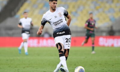 Pedro Raul enfrenta desafios no Corinthians e possibilidade de transferência