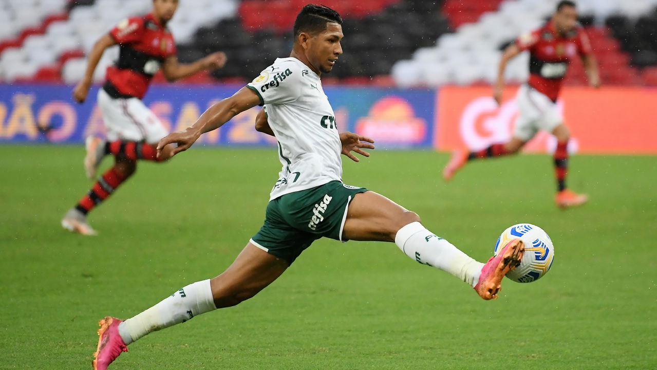 Rony tem futuro incerto no Palmeiras: Time da MLS interessado no jogador