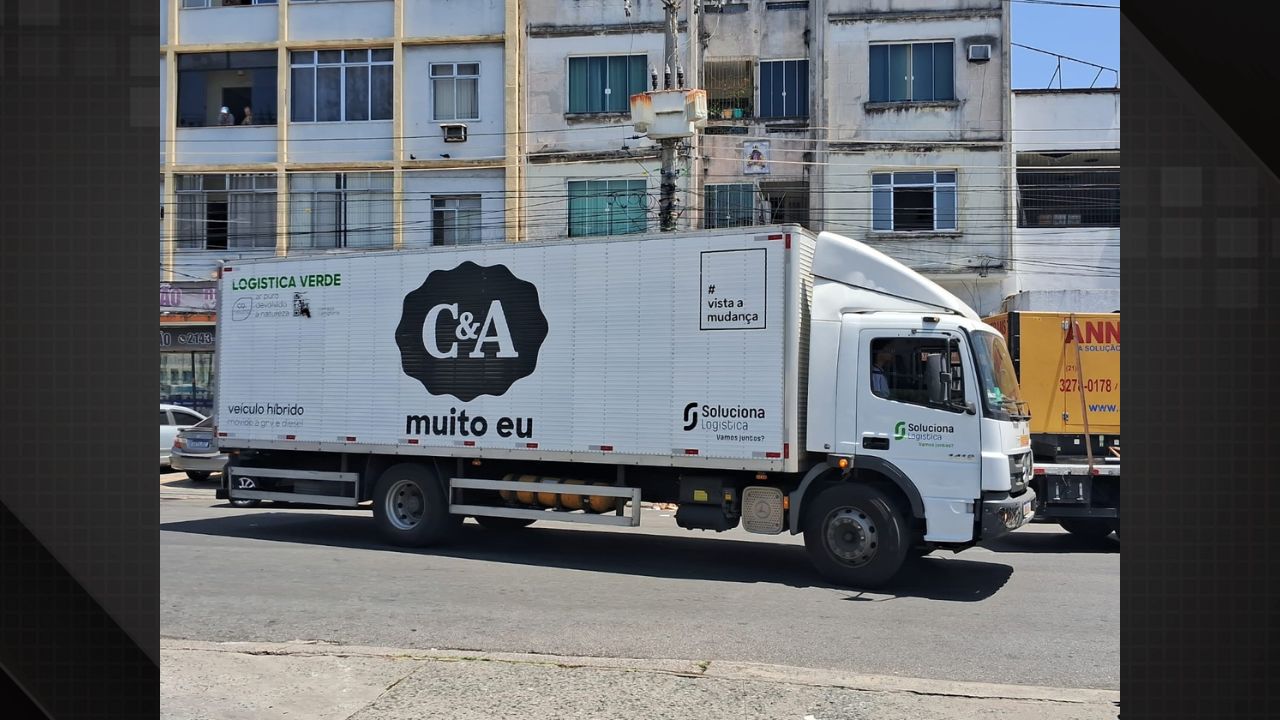 Caminhão da C&A é roubado na Zona Norte do Ri