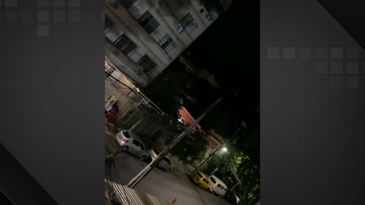 Morro dos Macacos tem noite de terror com intensa troca de tiros entre traficantes rivais