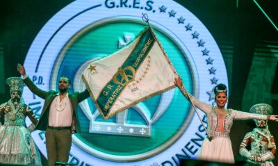 Audição feminina da Imperatriz Leopoldinense seleciona mulheres para ala coreografada