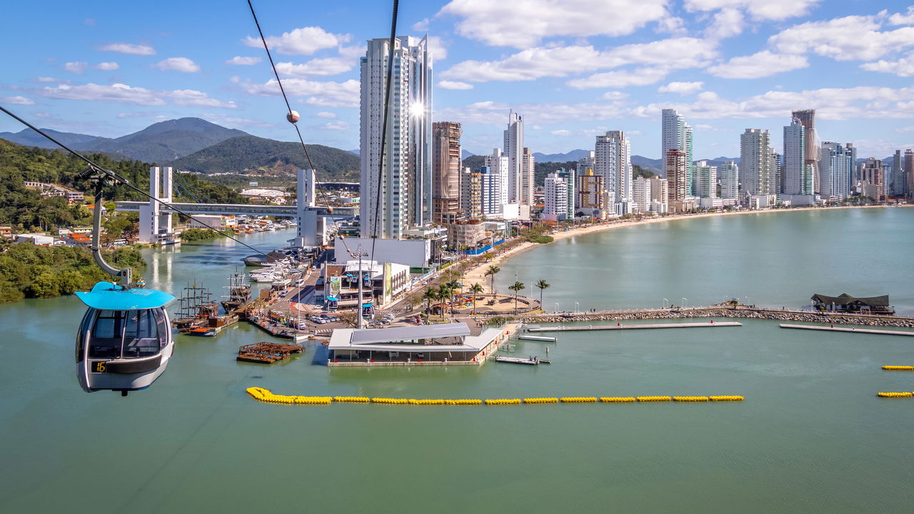 Sol, mar e muito calor: Perfeito para o seu dia em Balneário Camboriú