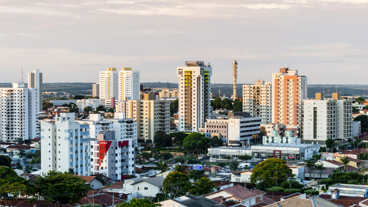 Guarda-chuva hoje? Veja agora! Previsão do tempo em Bauru