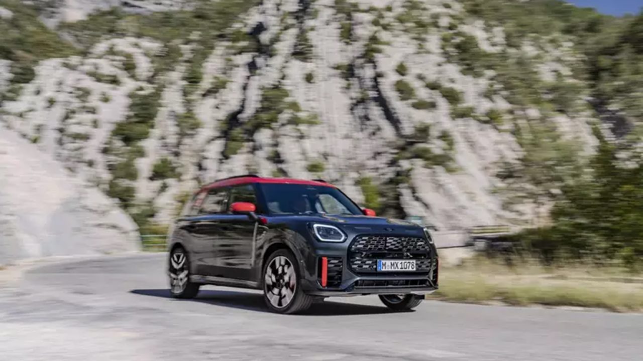 Mini Countryman JCW: O mini mais poderoso já visto no Brasil