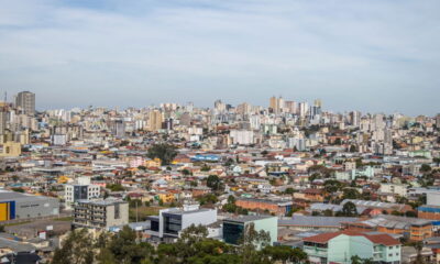 Temperaturas amenas e céu azul: Perfeito para um dia tranquilo em Caxias do Sul