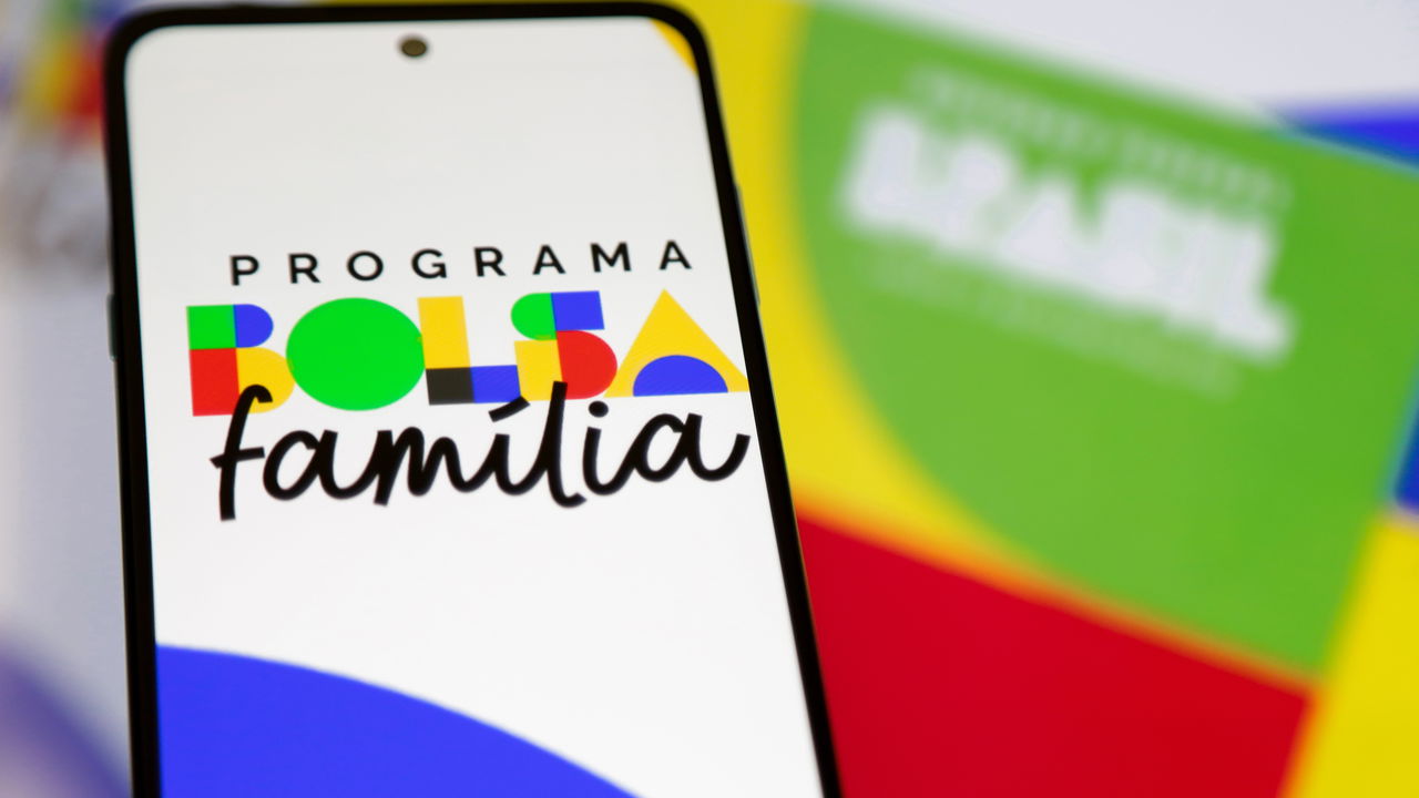 Bolsa Família em outubro: Calendário completo para todos os NIS!