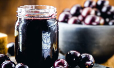 Essa superfruta tem diversos benefícios nutricionais! Conheça a jabuticaba