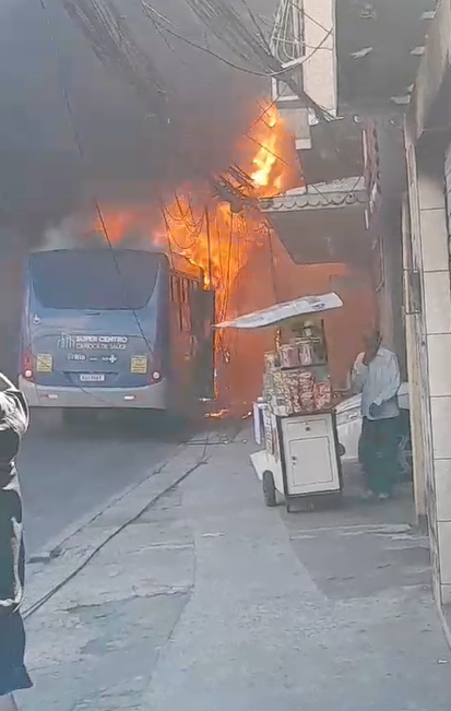 onibus incendiado sao cristovao