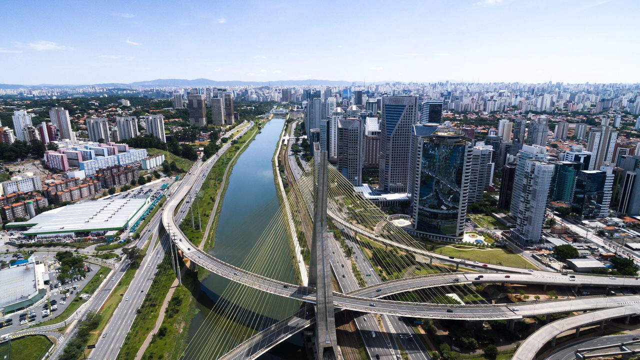 São Paulo: Prepare o guarda-chuva, a festa do clima tá garantida!