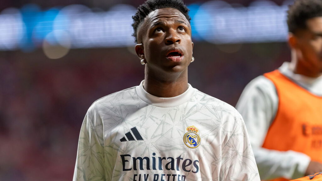 Ancelotti confirma retorno de Vinicius Júnior ao Real Madrid