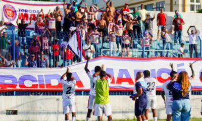 Torcida do Maricá (Foto: Léo Alves/Maricá FC)