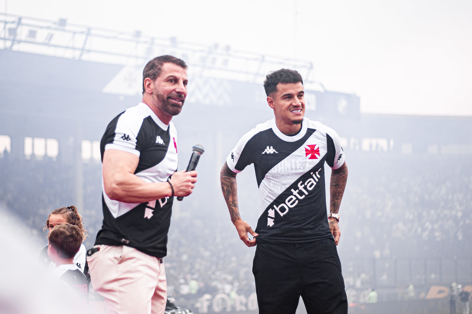 Pedrinho e Philippe Coutinho. Vasco (Foto: Leandro Amorim/Vasco)