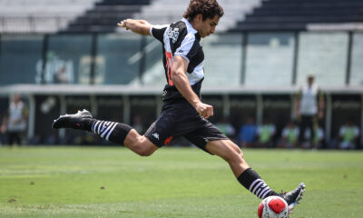 João Pedro. Vasco (Foto: Dikran Sahagian/Vasco)