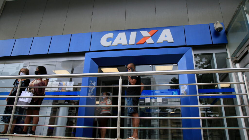 Caixa libera R$ 540 para quem trabalhou com carteira assinada