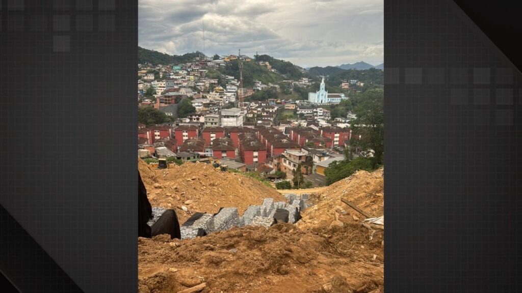 Polícia encontra ossada de desaparecidos da tragédia de Petrópolis após dois anos