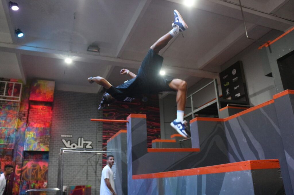 Rio recebe atletas de Parkour do mundo inteiro em evento no Jardim Botânico