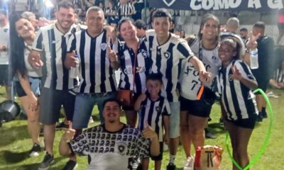 A conquista foi marcada pela superação, já que o time jogou boa parte da partida com um jogador a menos. Foto: Tupi