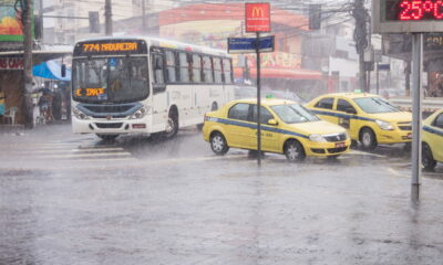 Temporal em São Paulo: Alagamento e transtornos no transporte