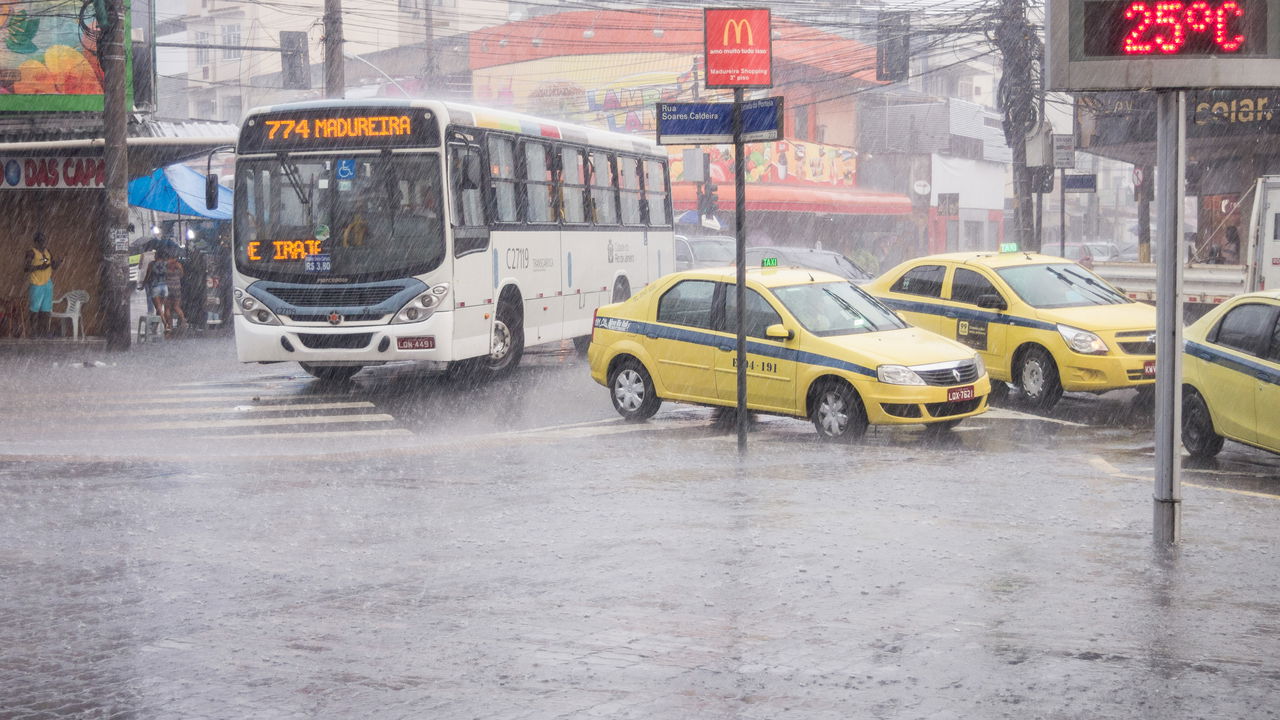 Clima no Rio de Janeiro hoje: Chuva, umidade alta e qualidade do ar insalubre