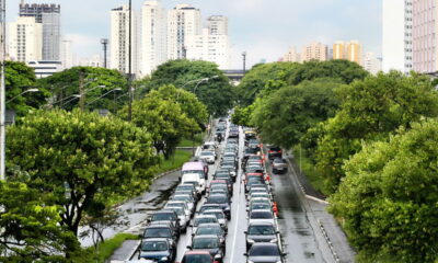 São Paulo: Calor e chuvas marcam o hoje, com possível impacto no trânsito