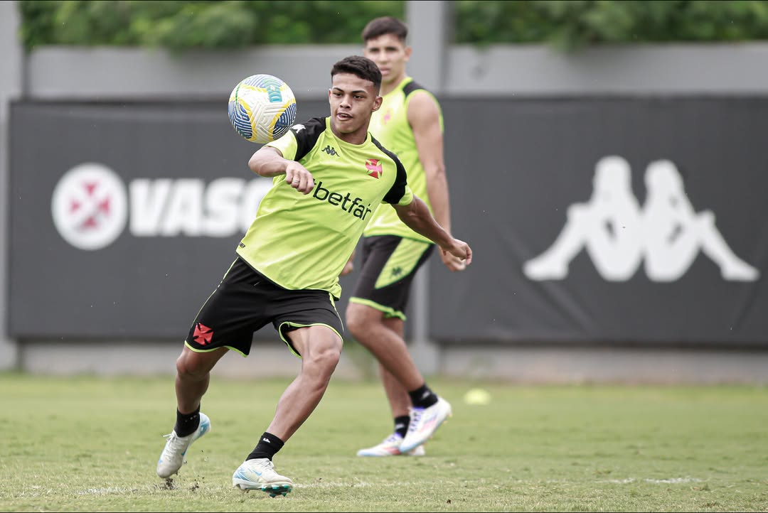 Alegria. Treino do Vasco (Foto: Matheus Lima/Vasco)