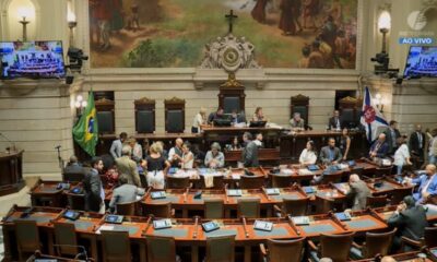 A aprovação ocorreu em meio a uma verdadeira batalha nas ruas e dentro da Câmara. Foto: Reprodução