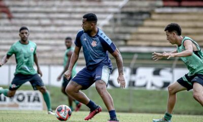 Jogo-treino Bangu x União São João (Foto: Carol Custanari)